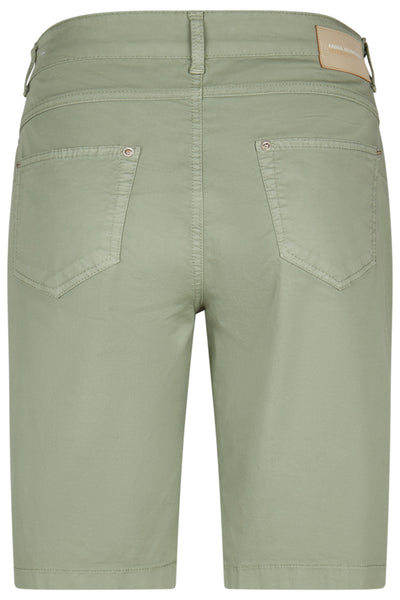 Anna Montana  1334 784  Olive