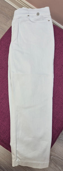 Anna Montana  1016 3  White