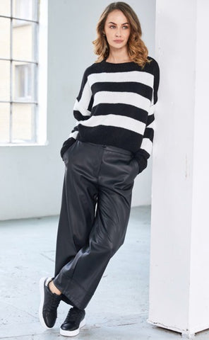 Naya 260 09 Black
